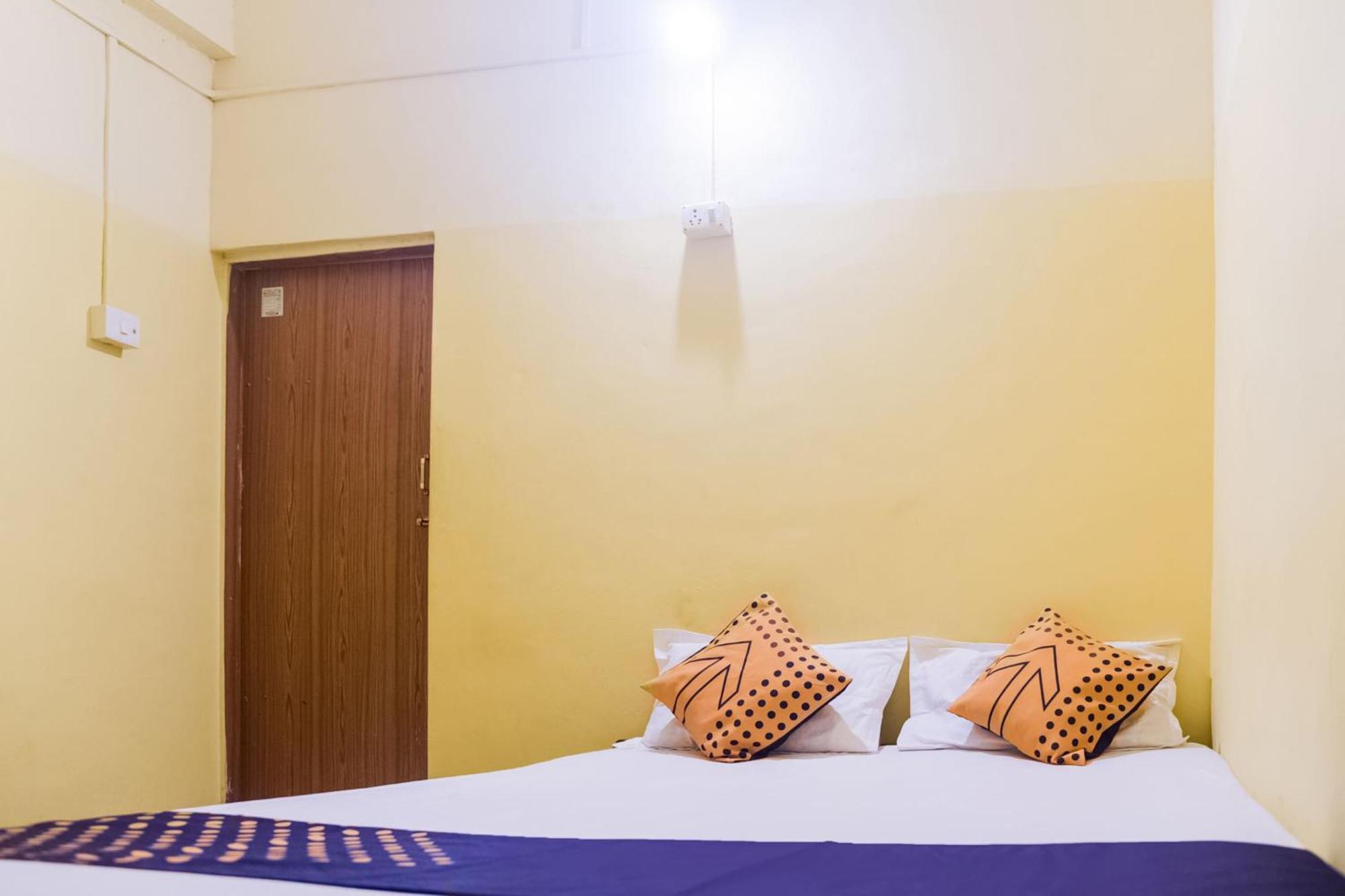 Hotel O Flagship The Residence Inn Brahmapur Esterno foto