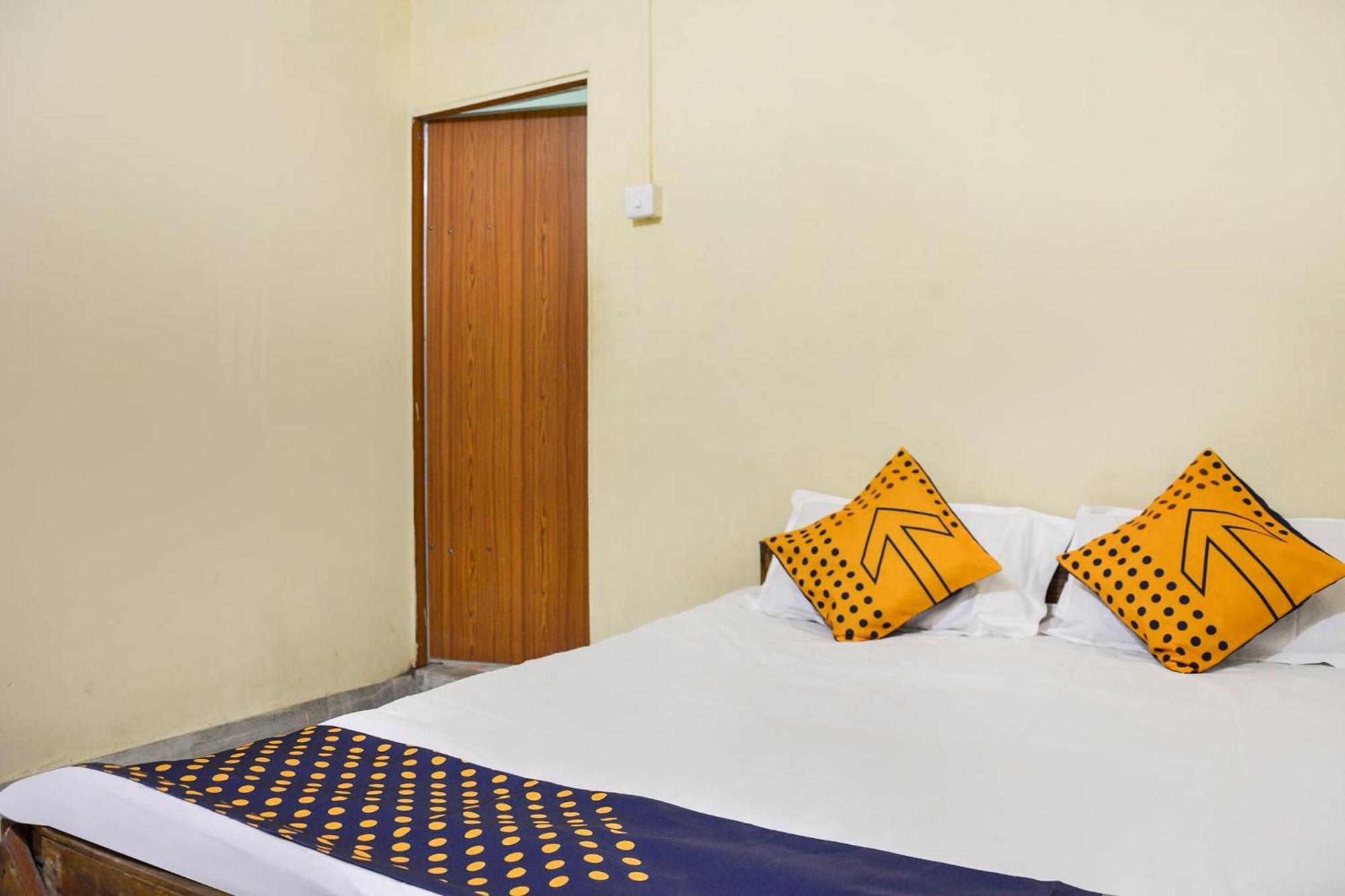 Hotel O Flagship The Residence Inn Brahmapur Esterno foto