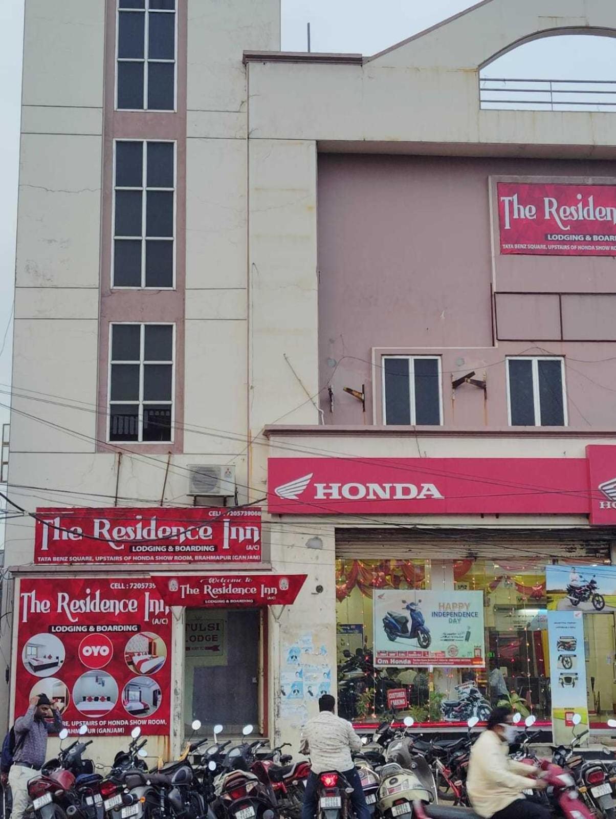 Hotel O Flagship The Residence Inn Brahmapur Esterno foto